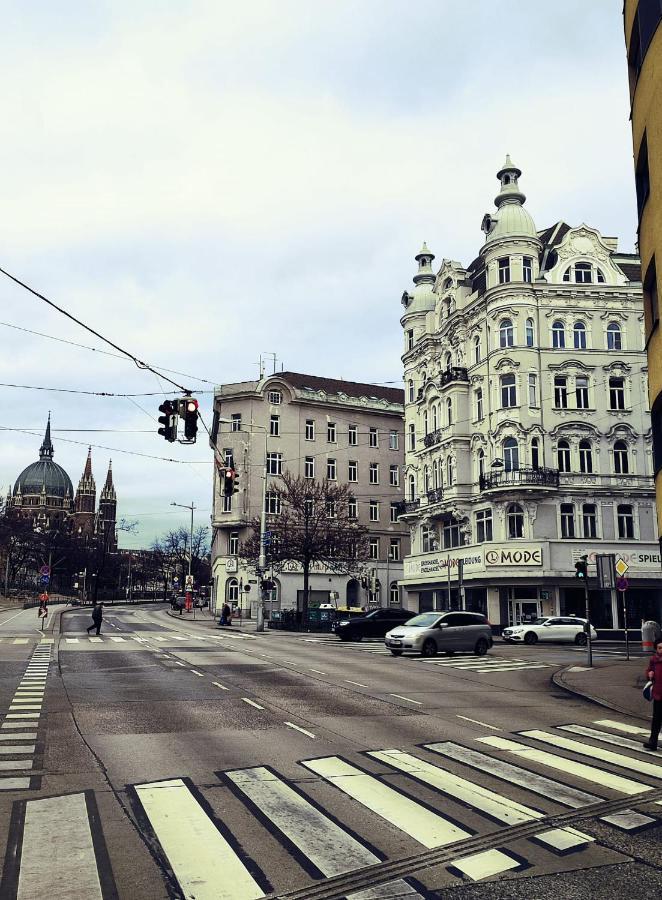 Central Mariahilfer Apartment 4 Min To The City Shopping Center And Schoenbrunn Palace Vienna Exterior photo
